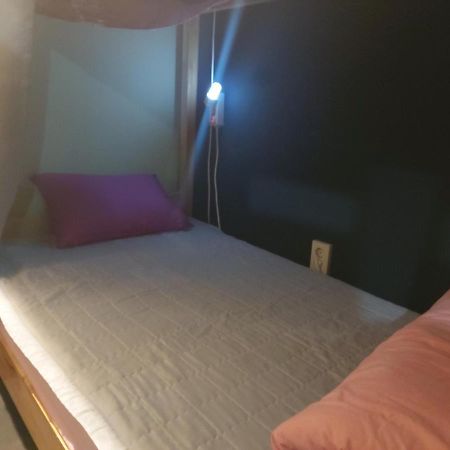 Buzz Guesthouse Seoul Exterior photo
