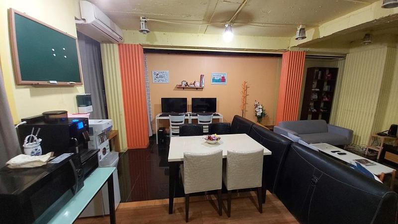 Buzz Guesthouse Seoul Exterior photo