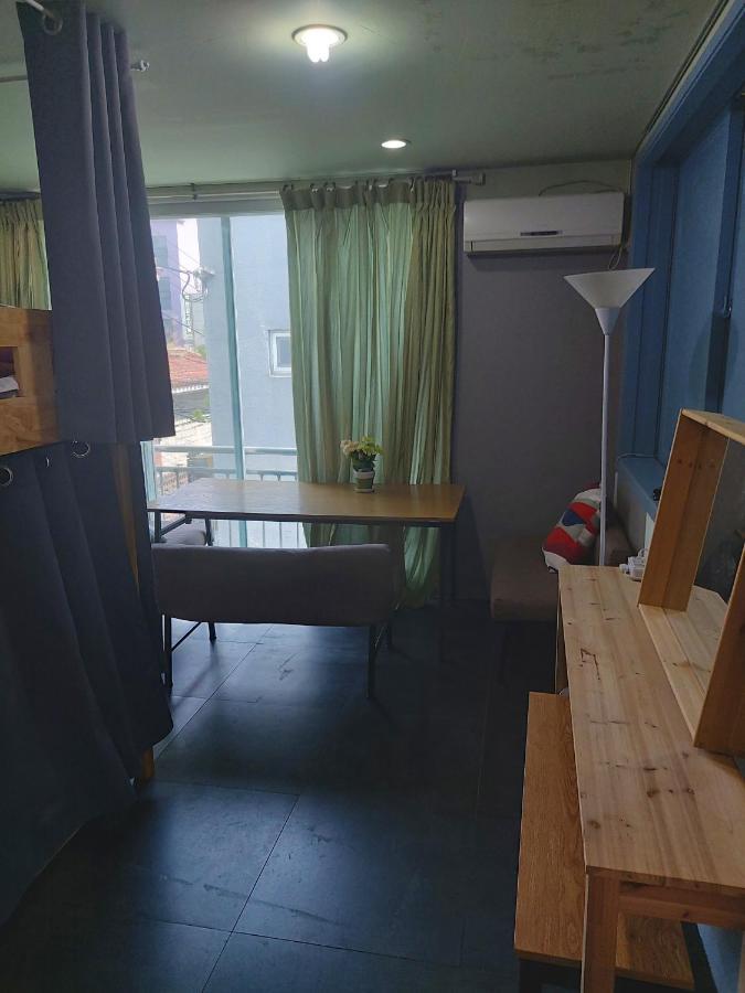 Buzz Guesthouse Seoul Exterior photo