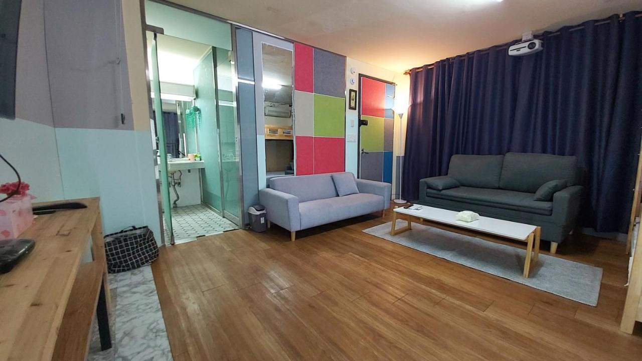 Buzz Guesthouse Seoul Exterior photo