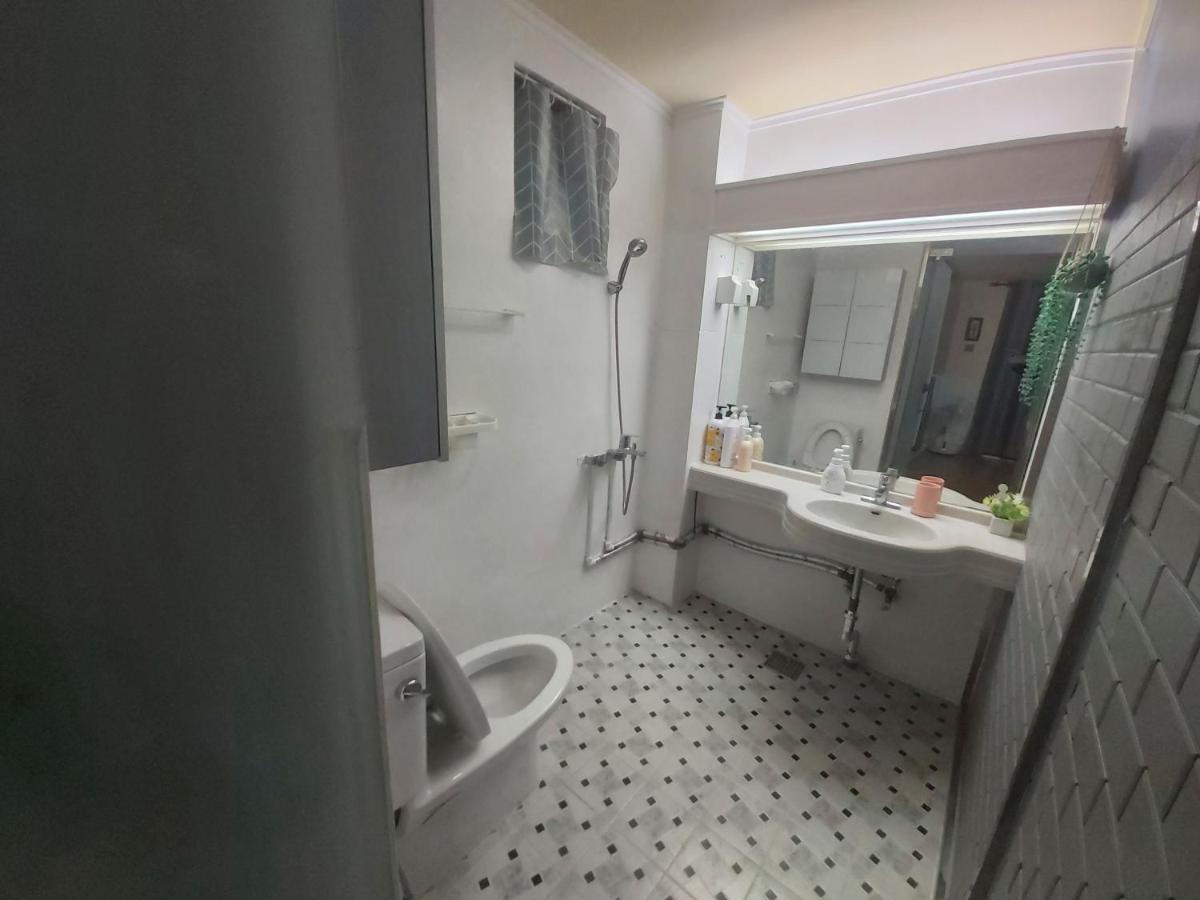 Buzz Guesthouse Seoul Exterior photo